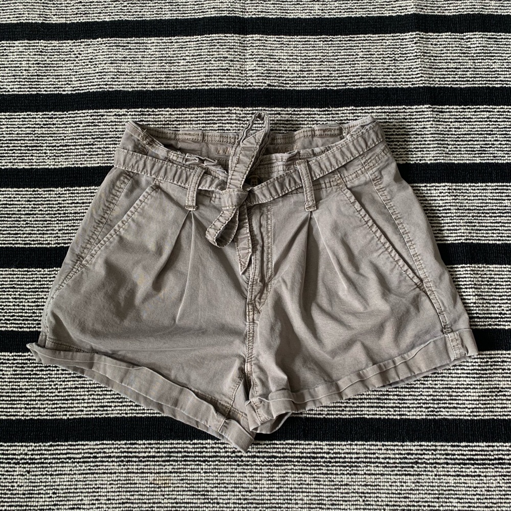 American Eagle Tie Front Shorts